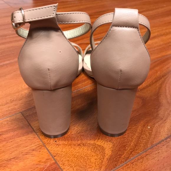 Chunky Block Heel Sandals - Picture 3 of 3